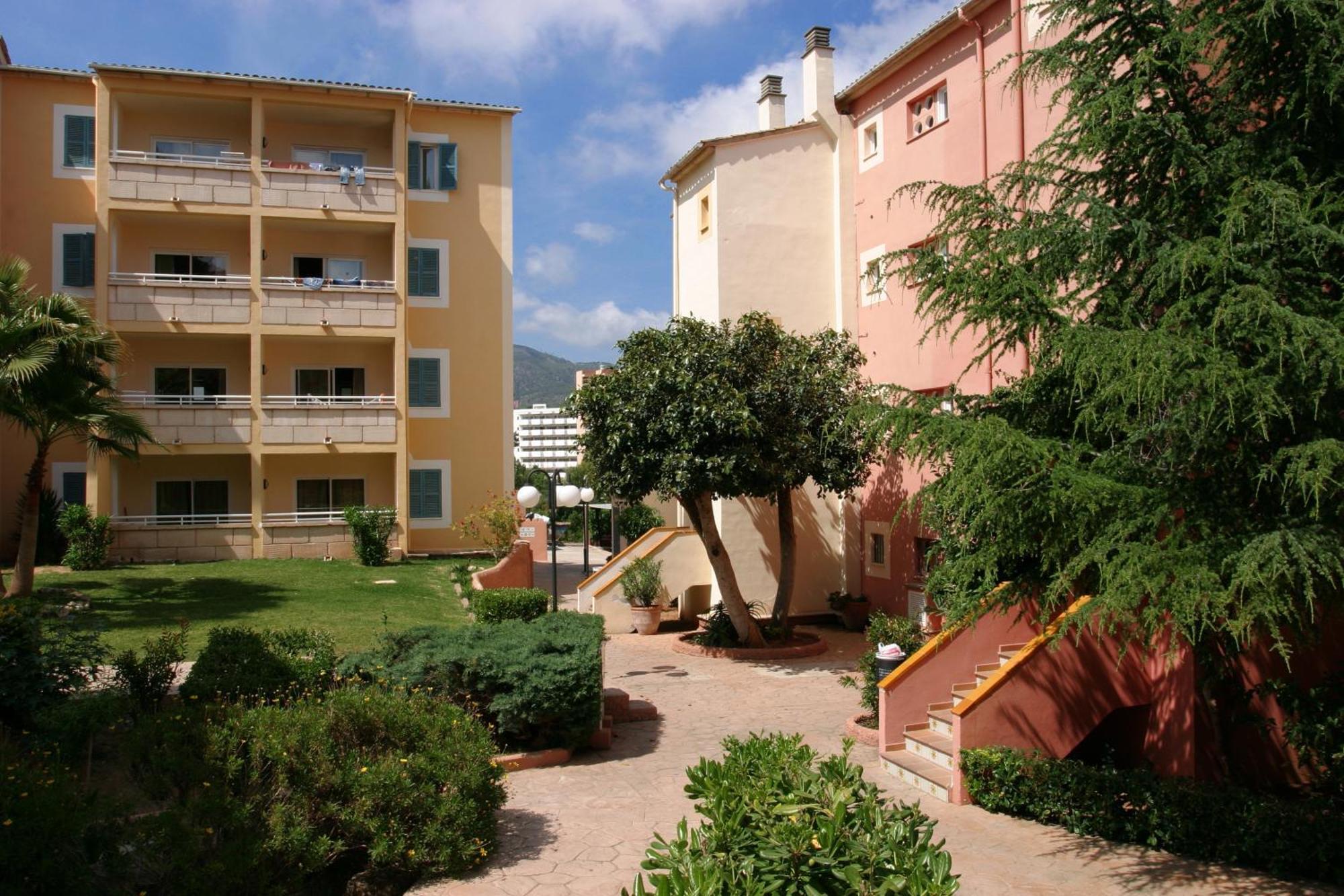Aparthotel Aquasol 3*